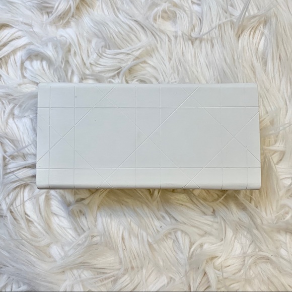 DIOR Sunglasses Case & Pouch & Cleaning Cloth - Picture 3 of 5